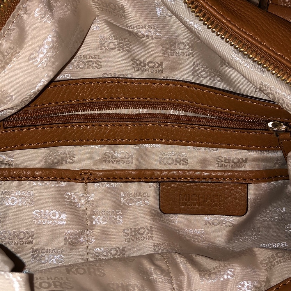 Michael Kors Camel colored leather bag - Picture 7 of 7